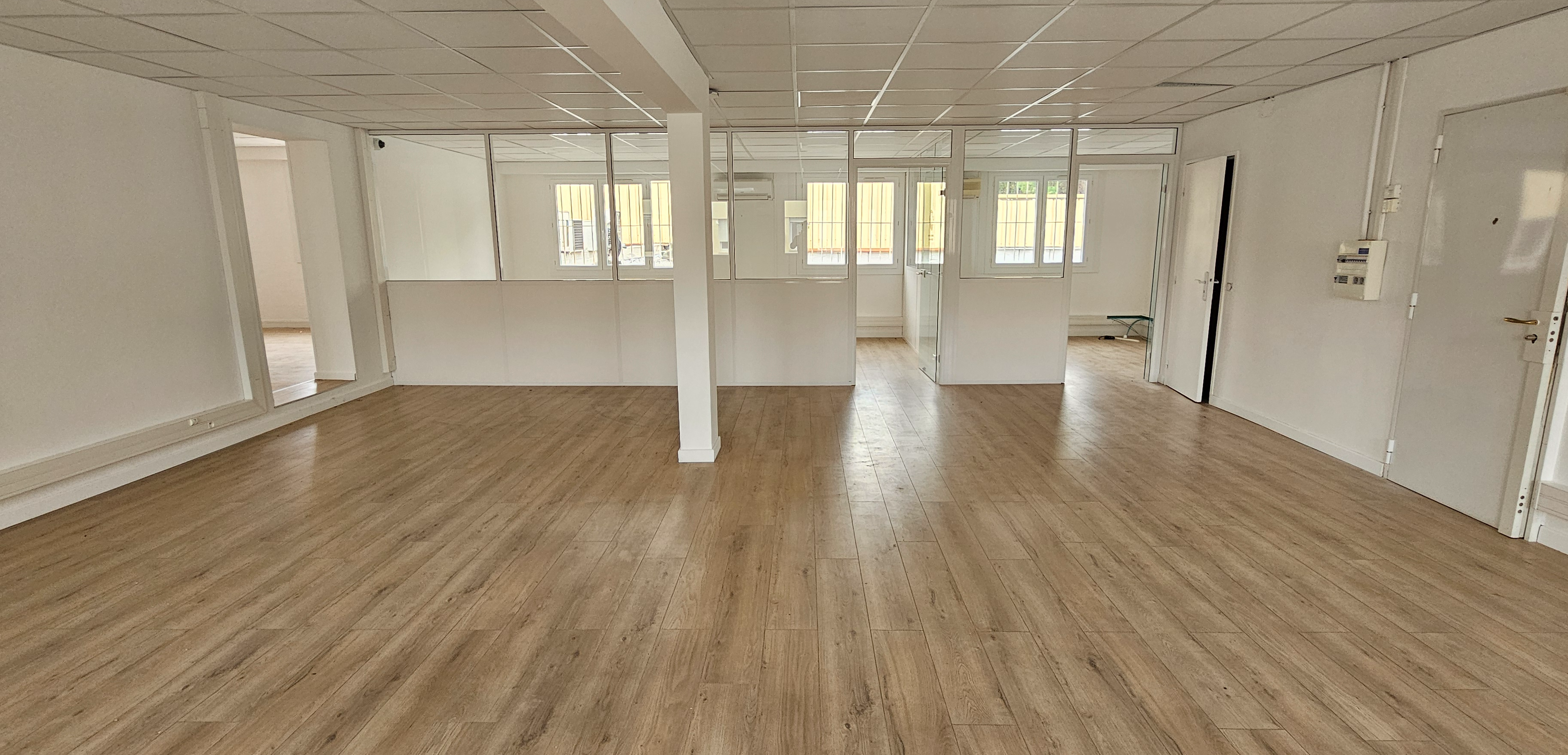 Bureaux à vendre - 90.03 m2 - 06 - Alpes-Maritimes