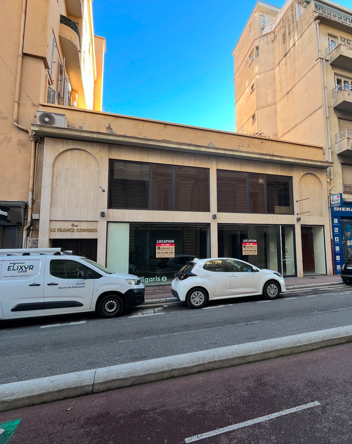 Local commercial à louer - 160.0 m2 - 06 - Alpes-Maritimes