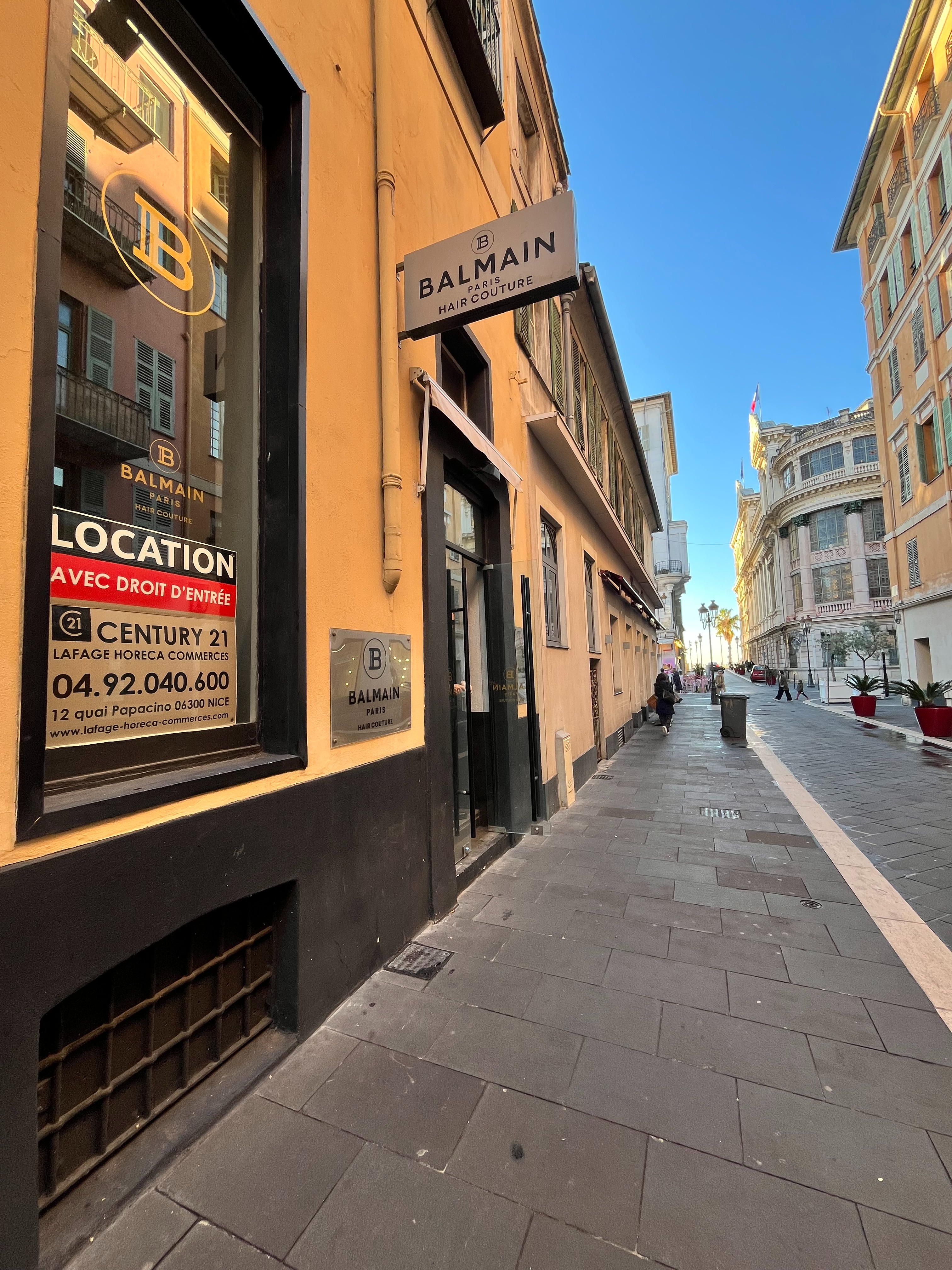 Local commercial à louer - 64.0 m2 - 06 - Alpes-Maritimes